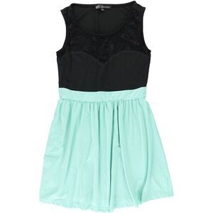 Sunnow Womens Lace Insert Shift Dress, NWT